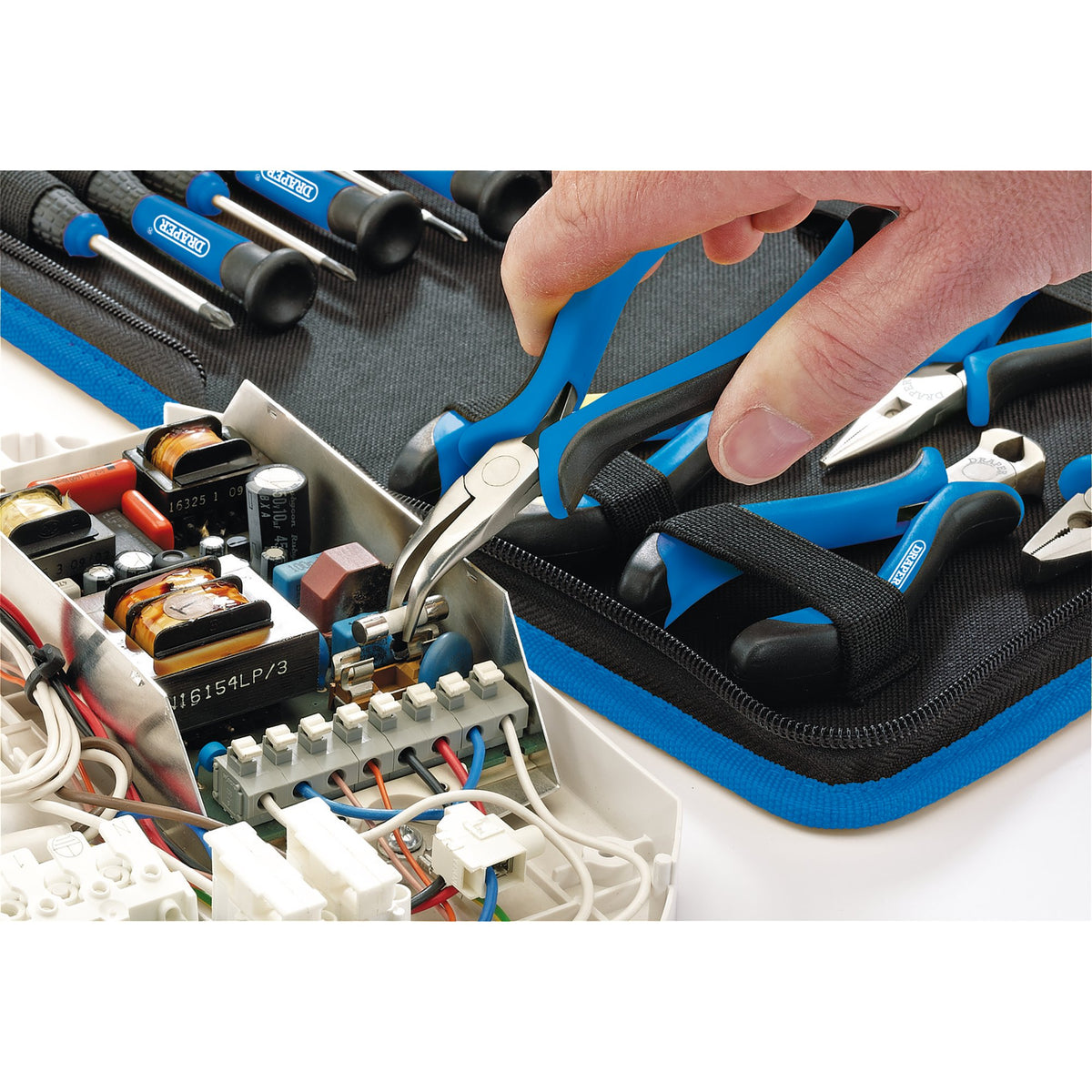 Precision Pliers and Screwdriver Set (16 Piece): Model No. PSP16