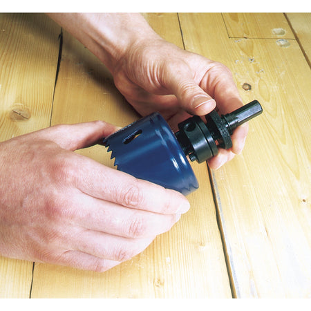 DRAPER Expert 5/16in. Hexagonal Holesaw Arbor with HSS Pilot Drill for Holesaws 14 - 30mm: Model No.HSA1