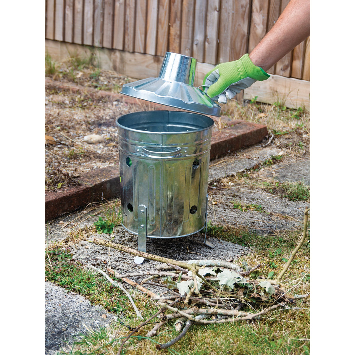 DRAPER Galvanised Mini Incinerator (15L): Model No. GMI