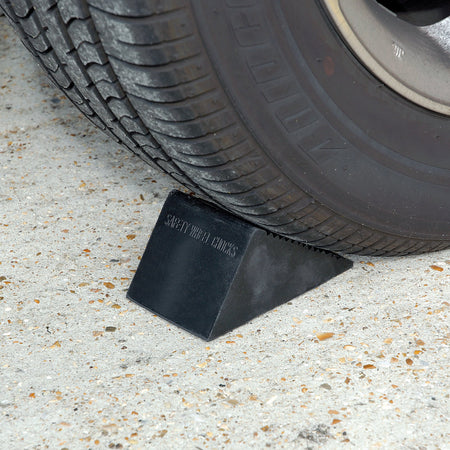 DRAPER Rubber Wheel Chocks: Model No.RWC