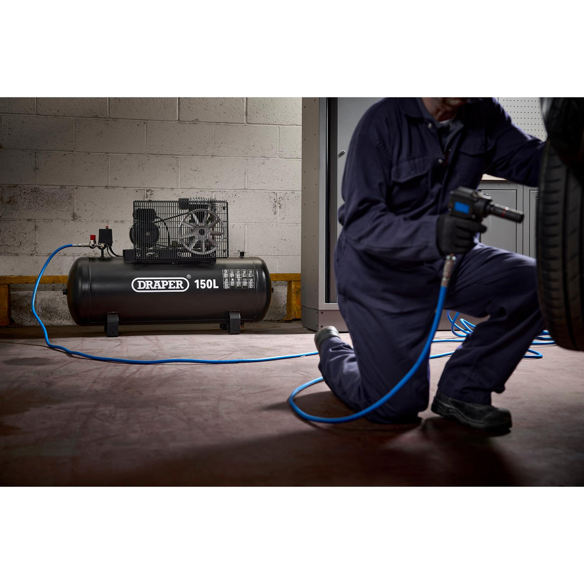 150L Belt-Driven Air Compressor without wheels, 2.2kW/3hp&nbsp; : Model No. DA150/369S
