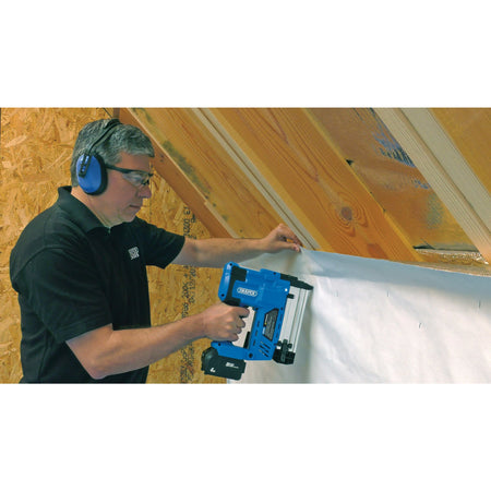 D20 20V Nailer/Staplier - Bare: Model No. D20NS