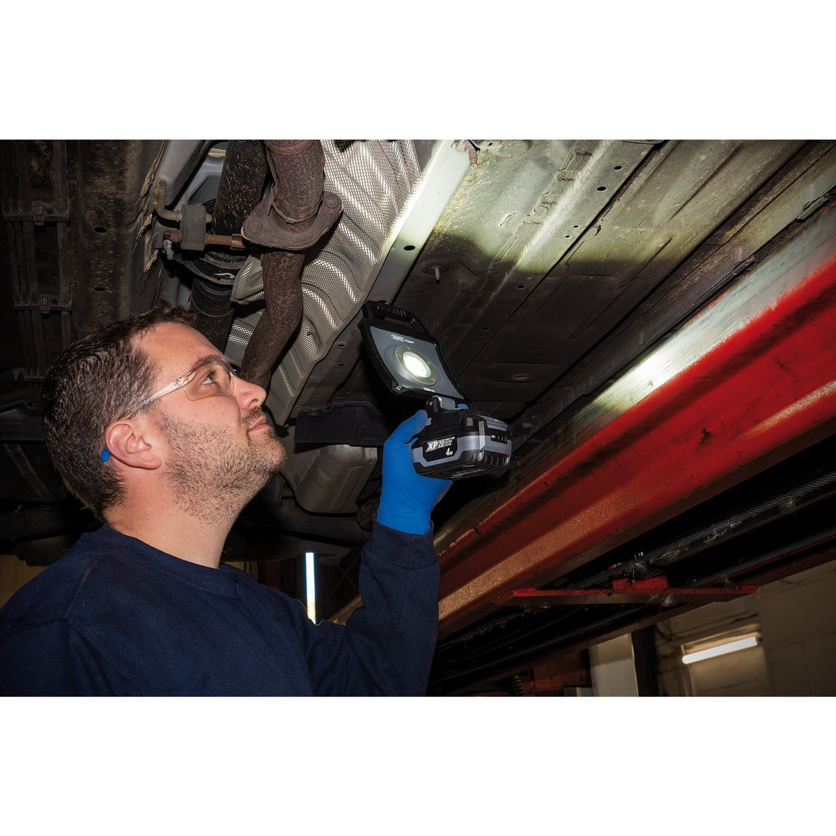 20V Cordless XP20 LED Worklight - Bare: Model No.XP20WL2000