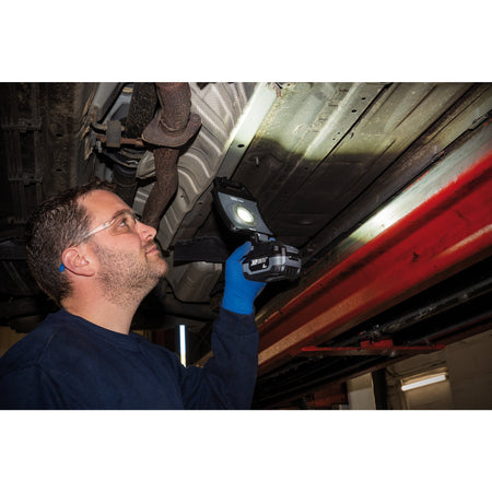 20V Cordless XP20 LED Worklight - Bare: Model No.XP20WL2000