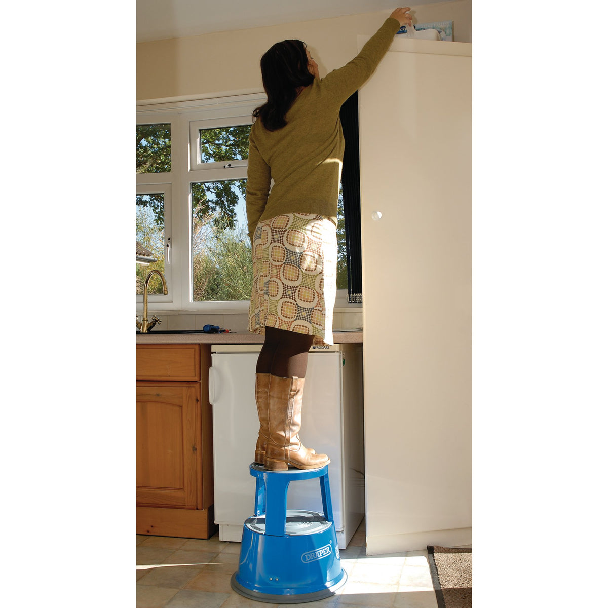 DRAPER Metal Kickstool: Model No.KS