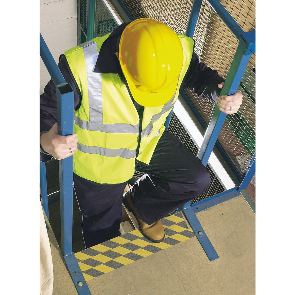 DRAPER 18M x 50mm Black and Yellow Heavy Duty Safety Grip Tape Roll: Model No.TP-S/GRIP/HZ