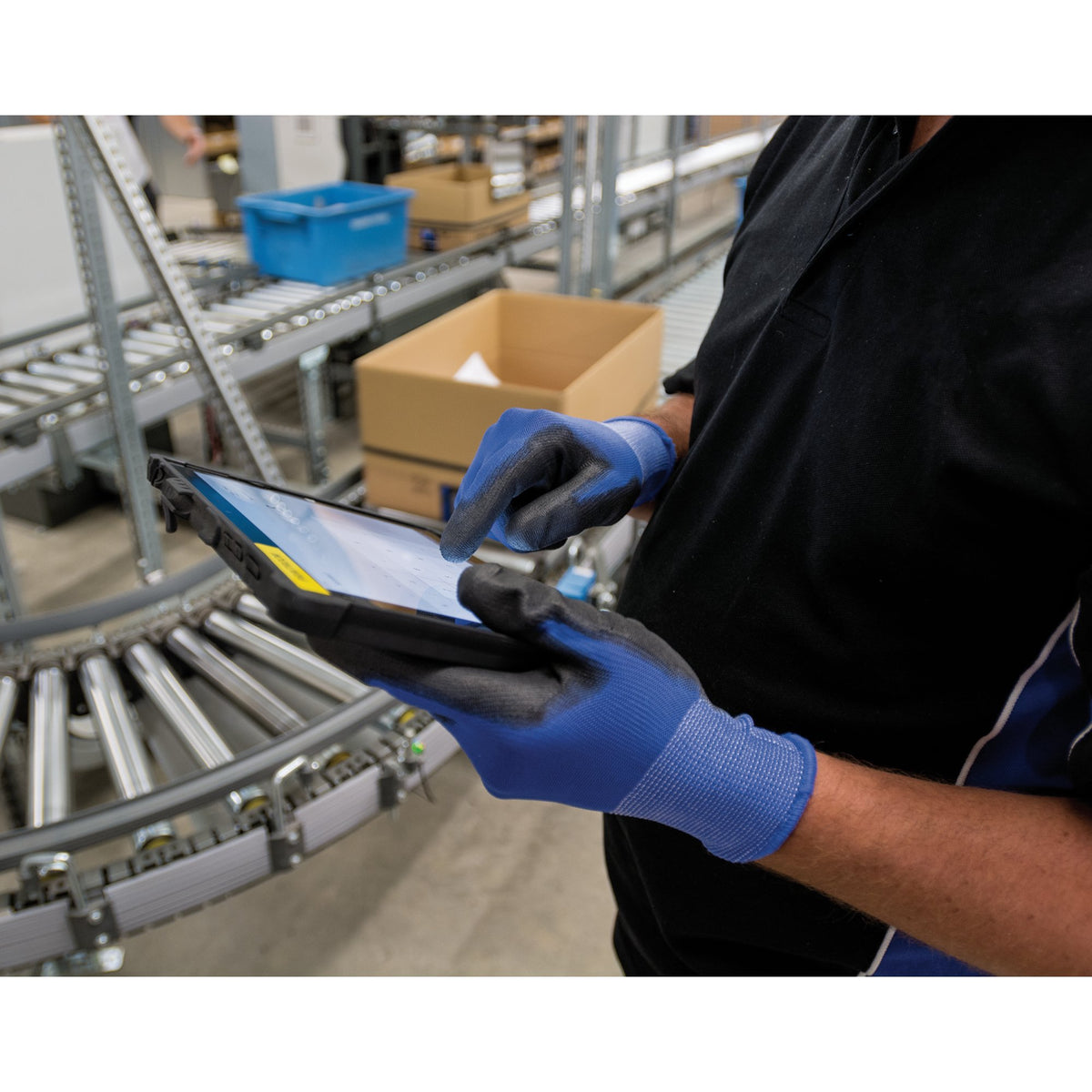 Hi-Sensitivity Touch Screen Gloves, Large : Model No. SFPUG/ST
