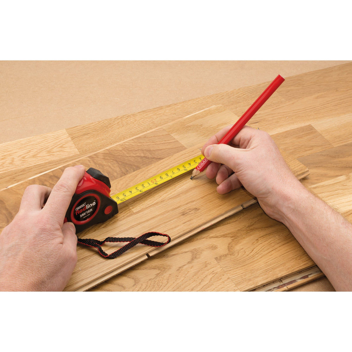 Measuring Tape (5M/16ft): Model No. RL-ALMTSGD/B