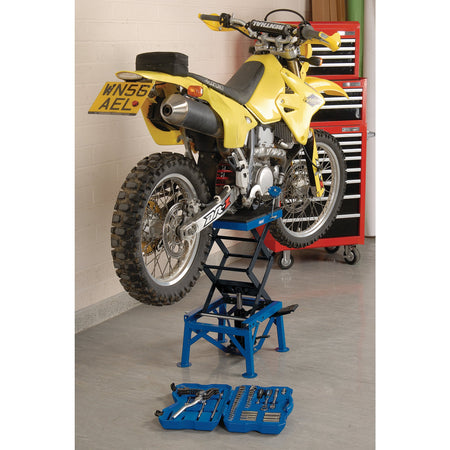 DRAPER Hydraulic Motorcycle Scissor Lift, 135kg Model No. MCPL3B