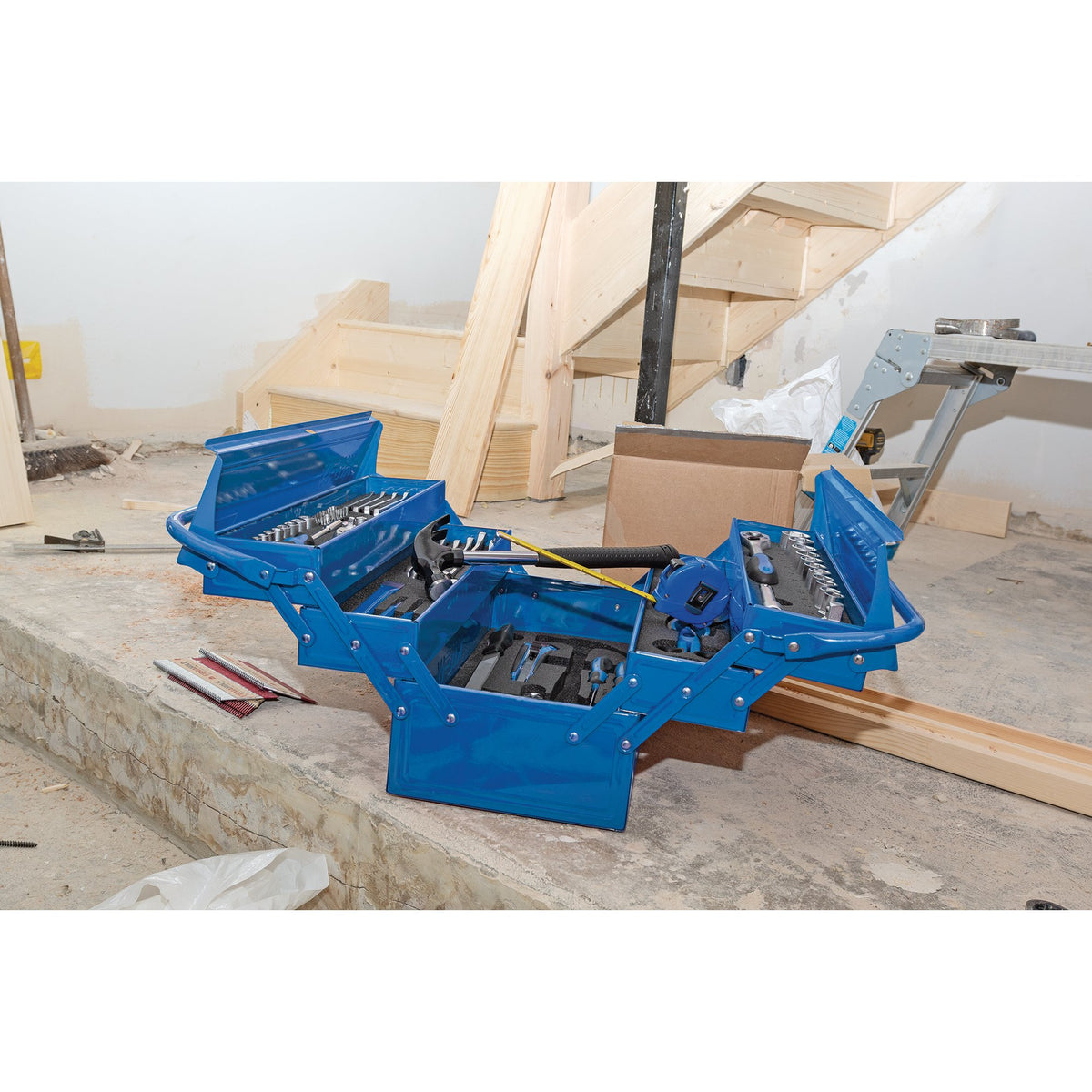 Tool Kit (90 Piece): Model No. TK90