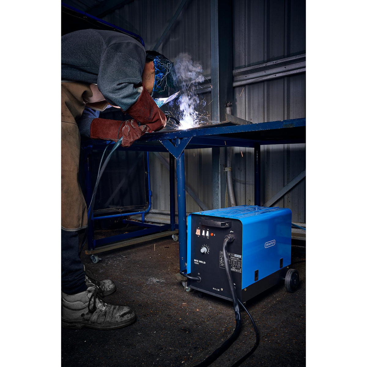 230V MIG Welder (160A): Model No. MW170T