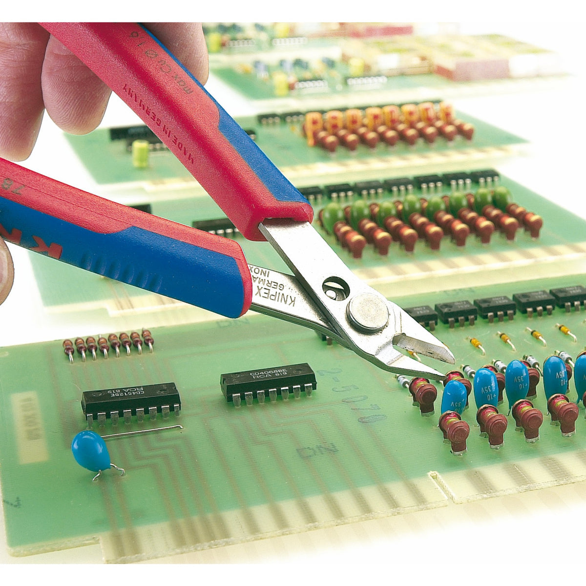 Knipex 125mm Electronics Super Knips : Model No.78 03 125 SBE