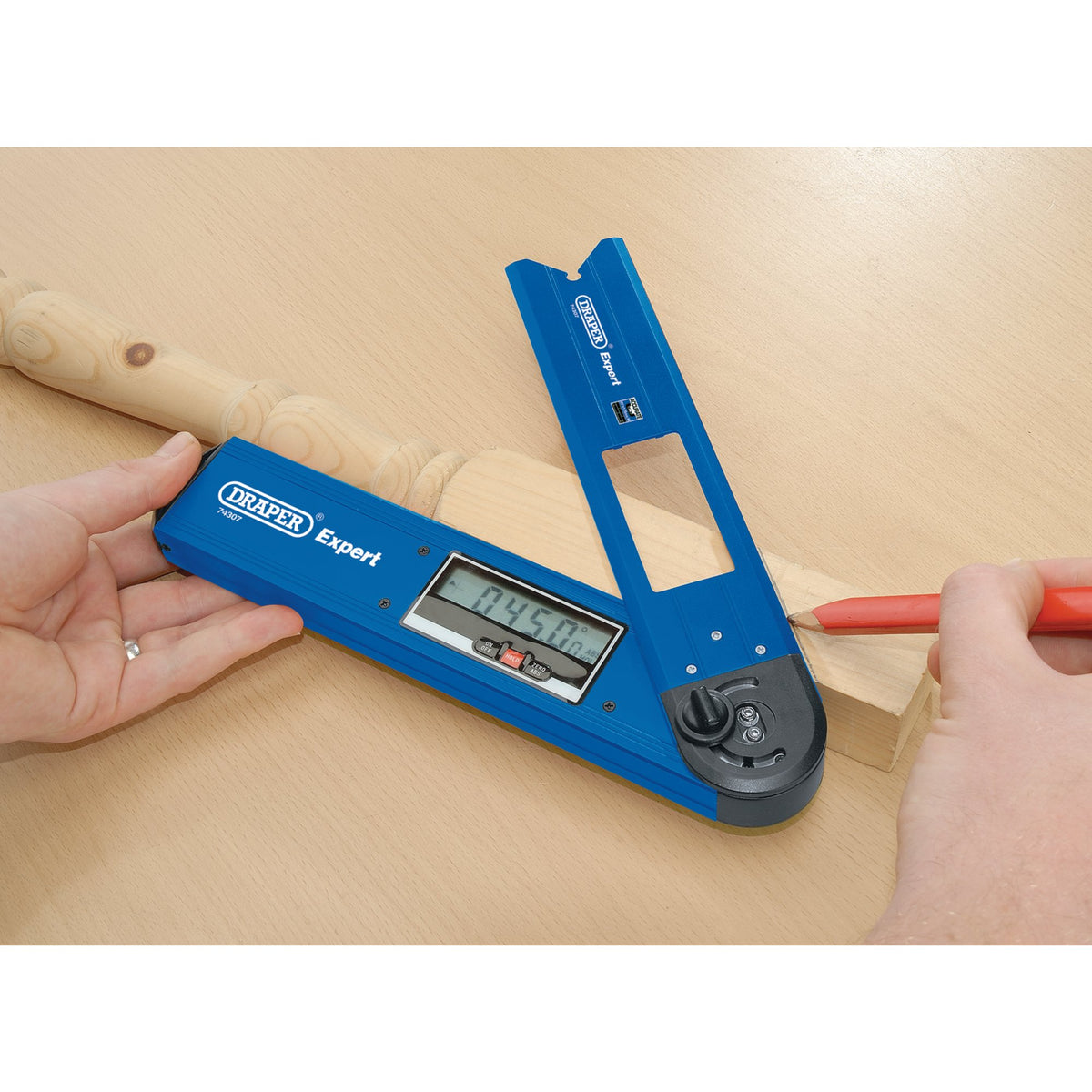 Digital Angle Finder (250mm): Model No. DAF