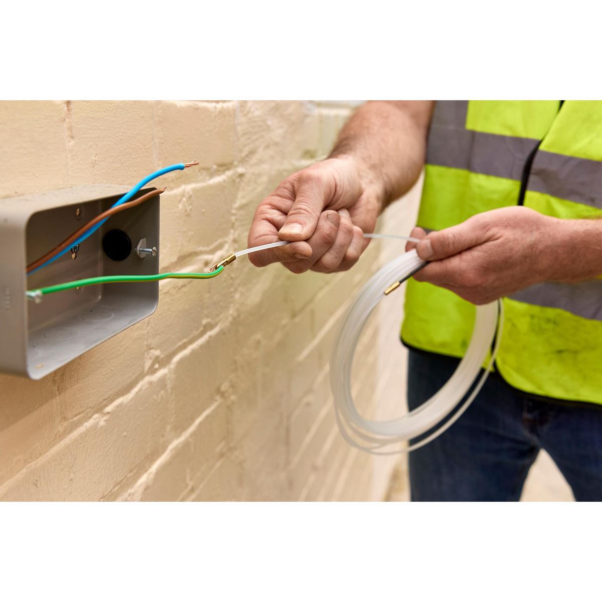 Electricians Nylon Draw Tape (10M): Model No.870-1ZIEDTN
