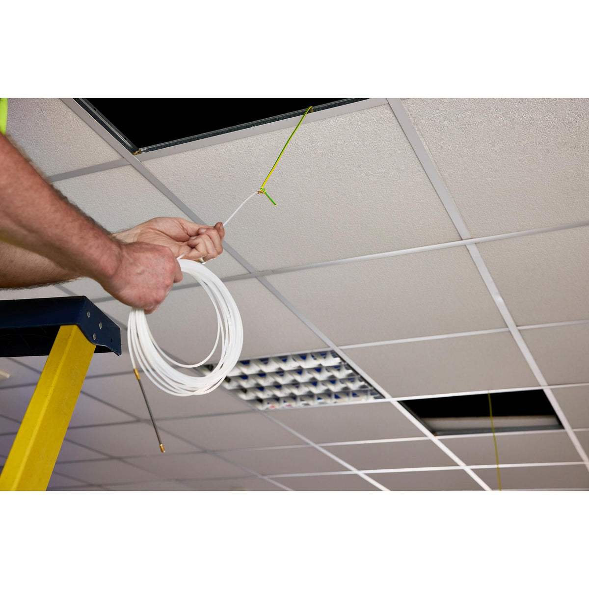 Electricians Nylon Draw Tape (10M): Model No.870-1ZIEDTN