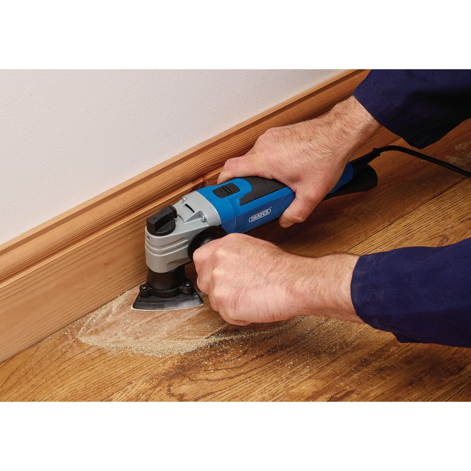 230V Quick Change Oscillating Multi-Tool, 300W: Model No. MT400D