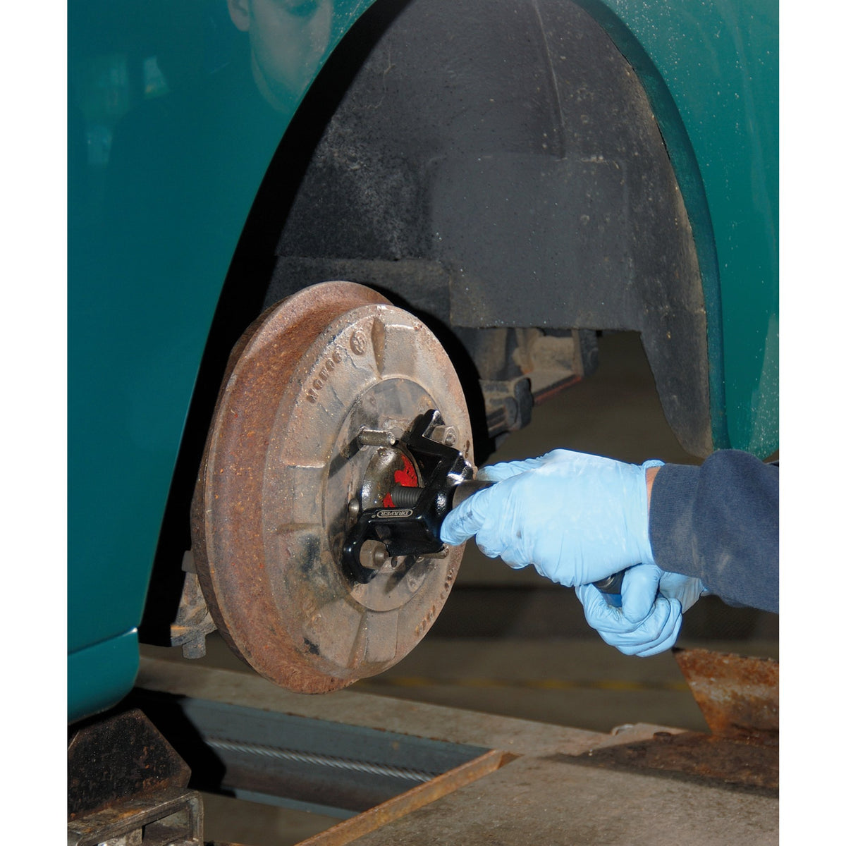 DRAPER Universal Hub Puller (100mm - 115mm) : Model No.N142A
