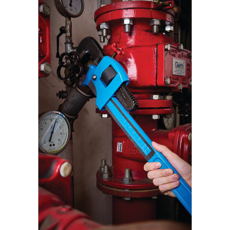 DRAPER Expert 900mm Adjustable Pipe Wrench: Model No.679