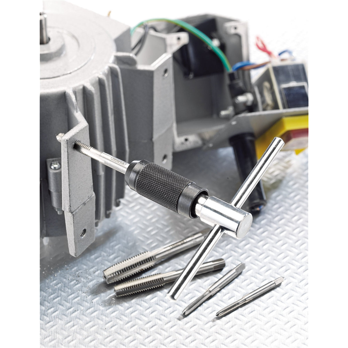 DRAPER 6 Piece Metric Tap and Holder Set: Model No.4523MM/A