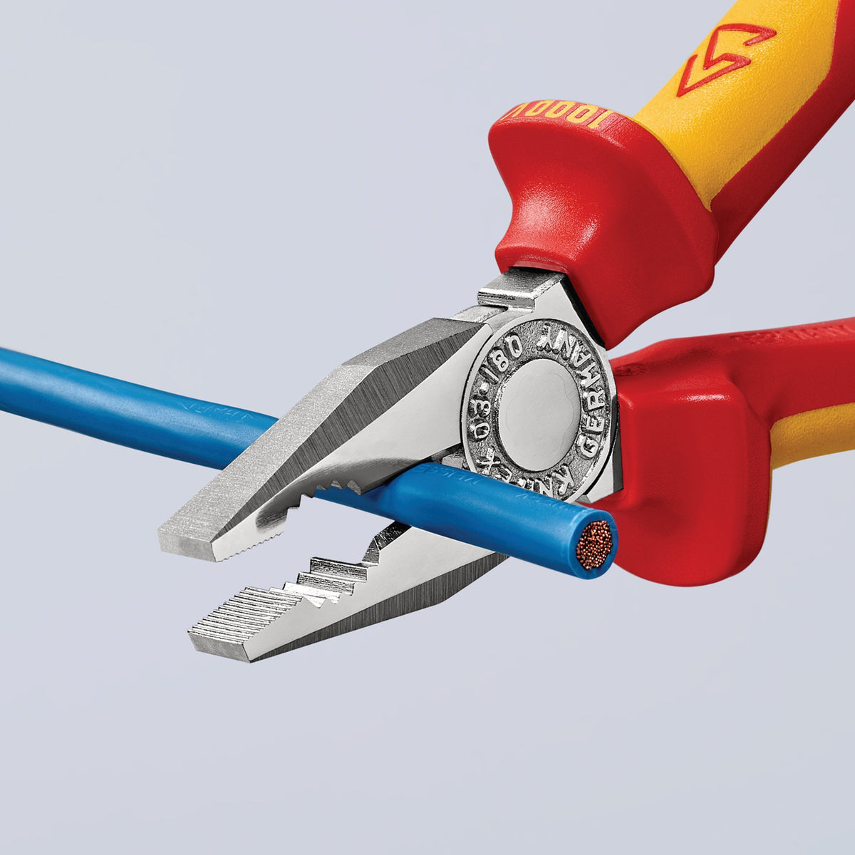 Knipex 180mm Fully Insulated Combination Pliers : Model No.03 06 180 SBE