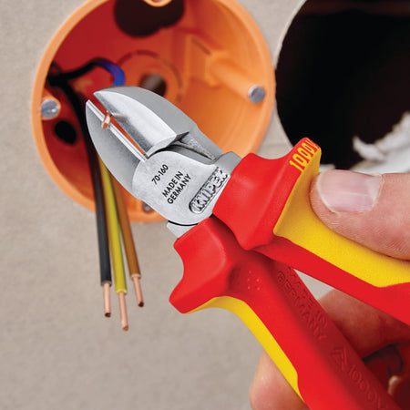 Knipex 160mm Fully Insulated Diagonal Side Cutter : Model No.70 06 160 SBE