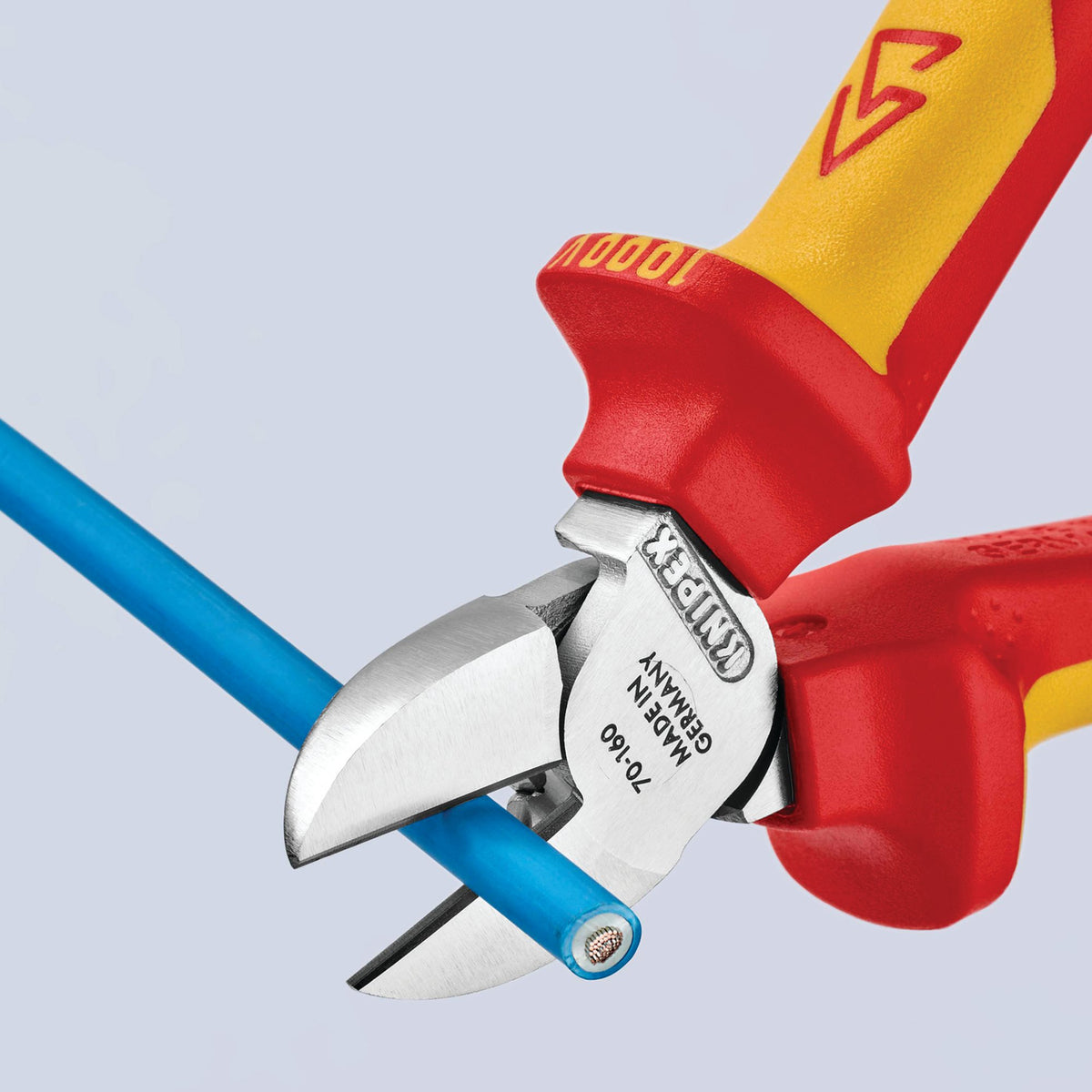 Knipex 160mm Fully Insulated Diagonal Side Cutter : Model No.70 06 160 SBE