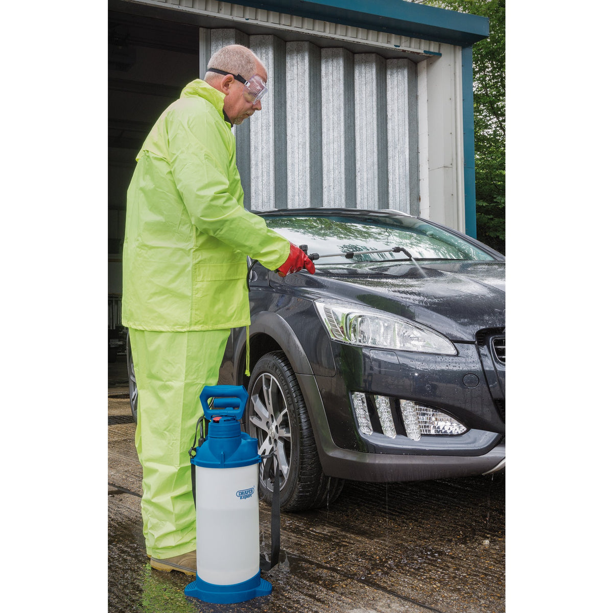 DRAPER FPM Pump Sprayer (10L): Model No. EWS-10-FPM/B