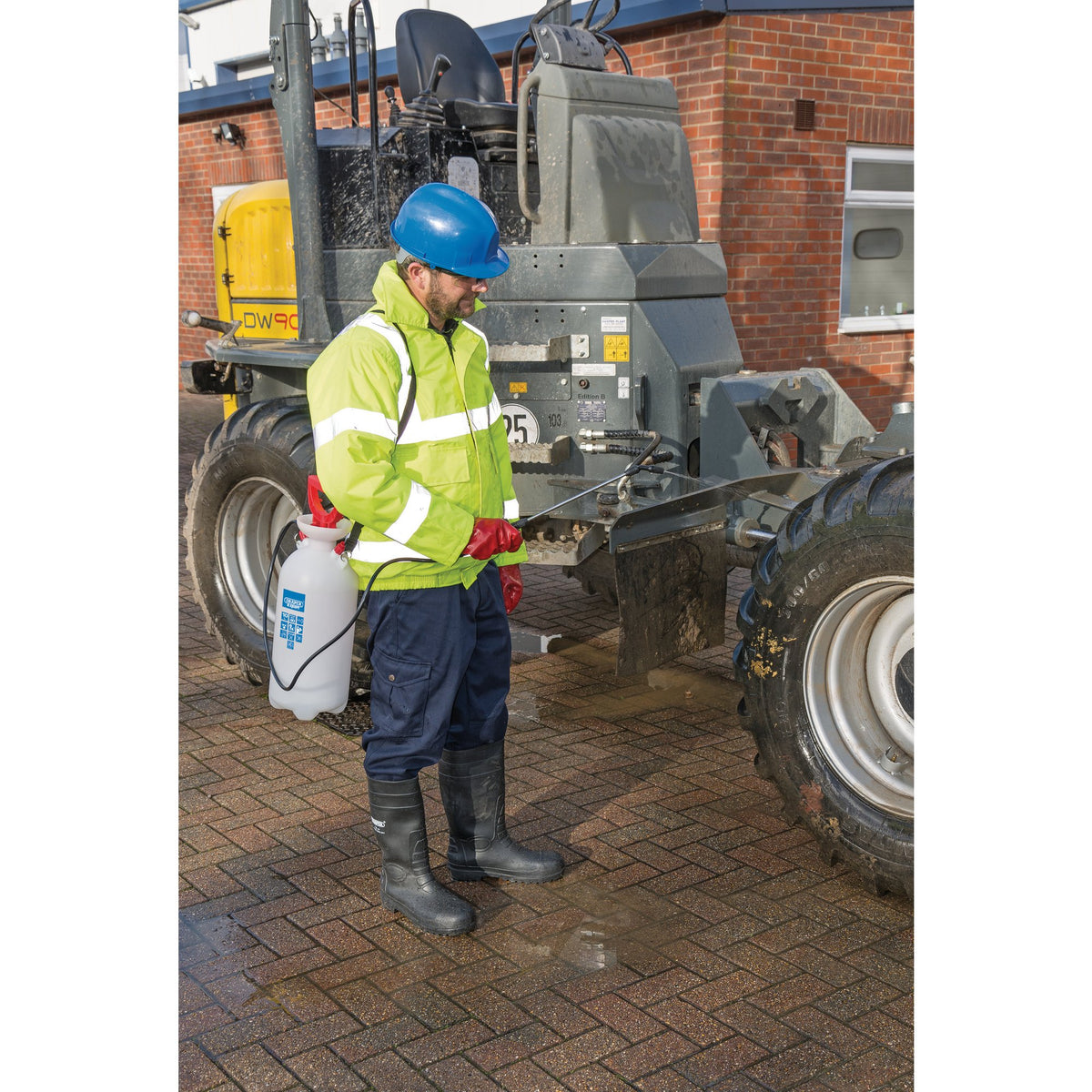 DRAPER Expert 10L EPDM Pump Sprayer: Model No. EWS-10-EPDM/B