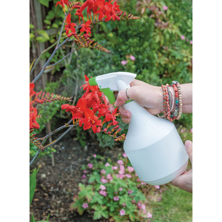 Expert 6.25L Pressure Sprayer Model. No. GS5AK/B