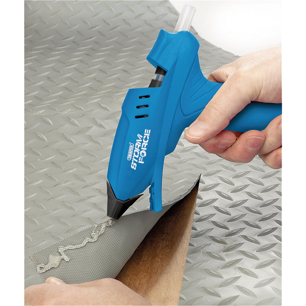 DRAPER Storm Force Glue Gun with Six Glue Sticks (100W)