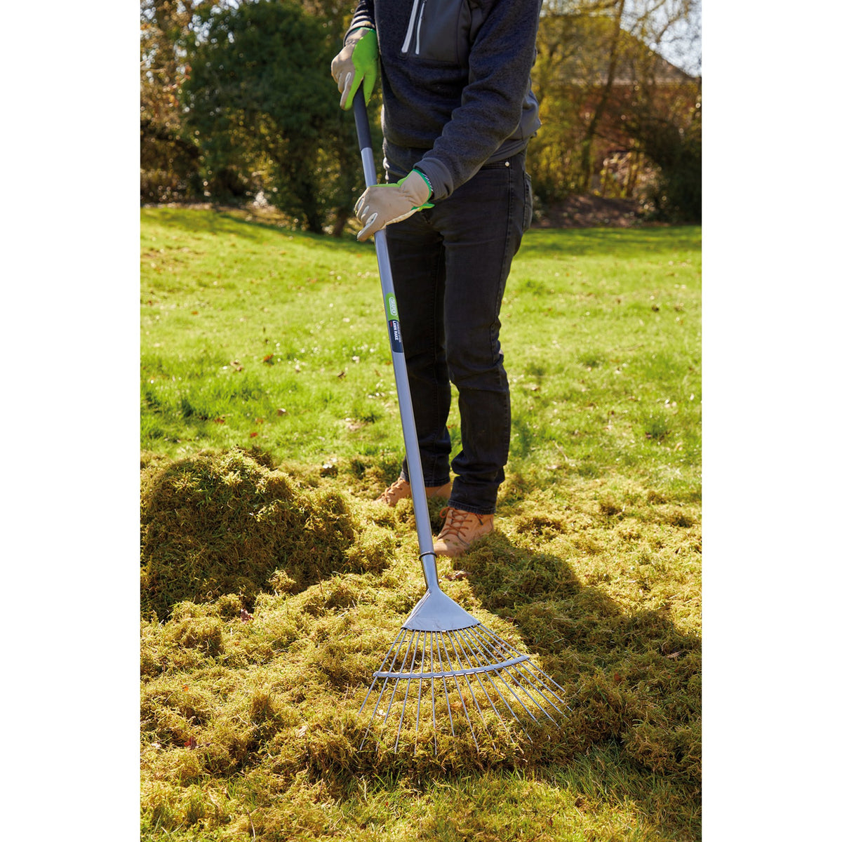 DRAPER Stainless Steel Soft Grip Lawn Rake: Model No. 6106SG/I