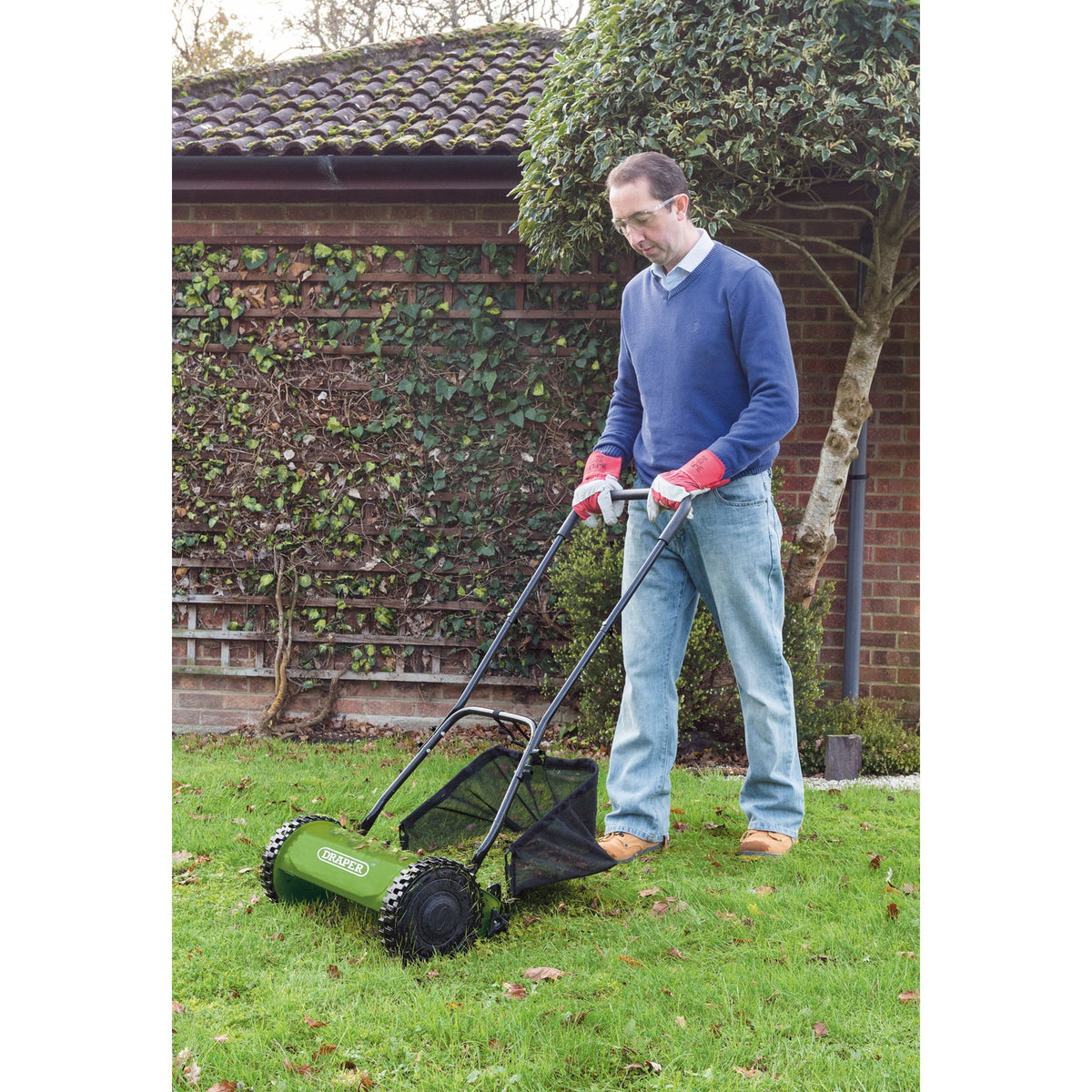 DRAPER Hand Lawn Mower (380mm): Model No. GLM38
