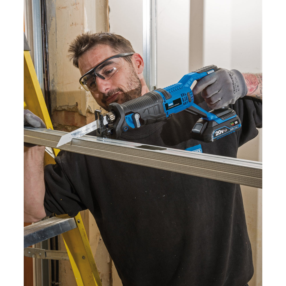 Storm Force 20V Reciprocating Saw: Model No. CRS20SF