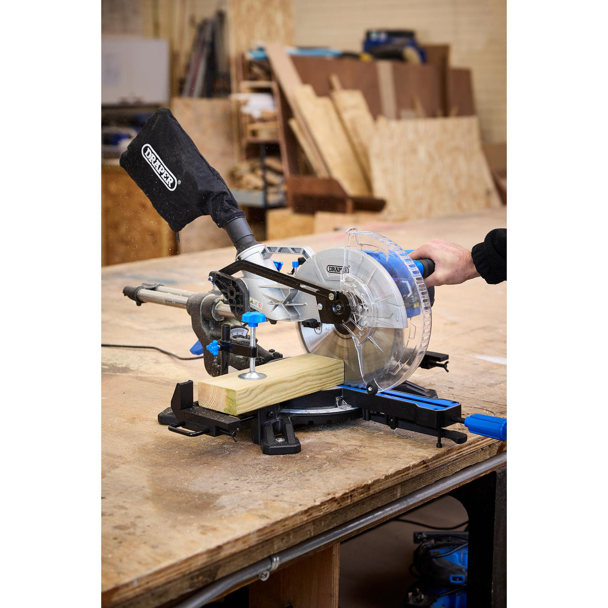 255mm Sliding Compound Mitre Saw: Model No.SMS250D1800