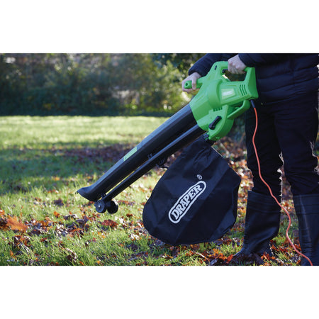 230V Garden Vacuum, Blower and Mulcher, 300W: Model No. BV3000/B