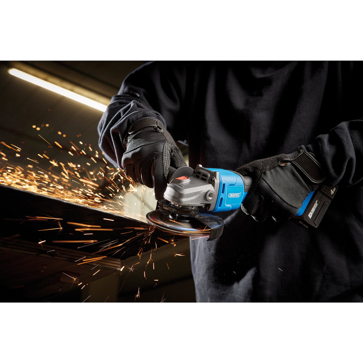 D20 20V Brushless Angle Grinder, 115/125mm (Sold Bare) : Model No. D20AG