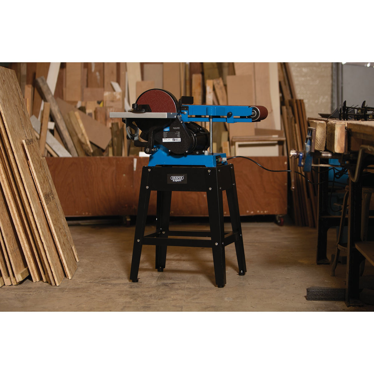 230V Belt and Disc Sander with Tool Stand, 750W: Model No. BDS750E