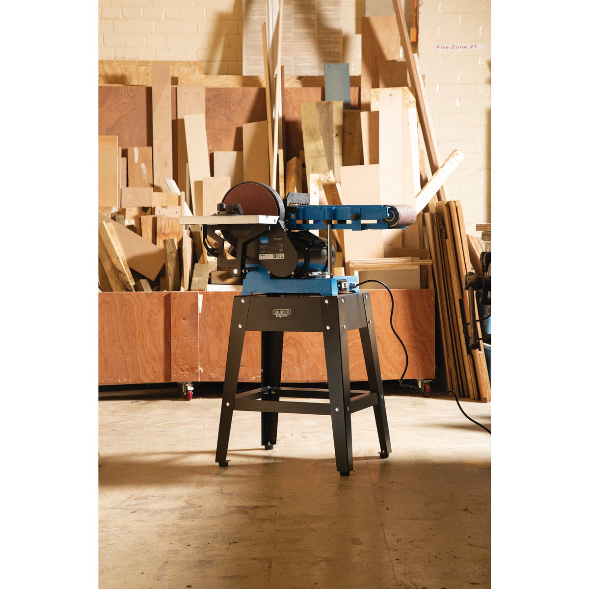 230V Belt and Disc Sander with Tool Stand, 750W: Model No. BDS750E