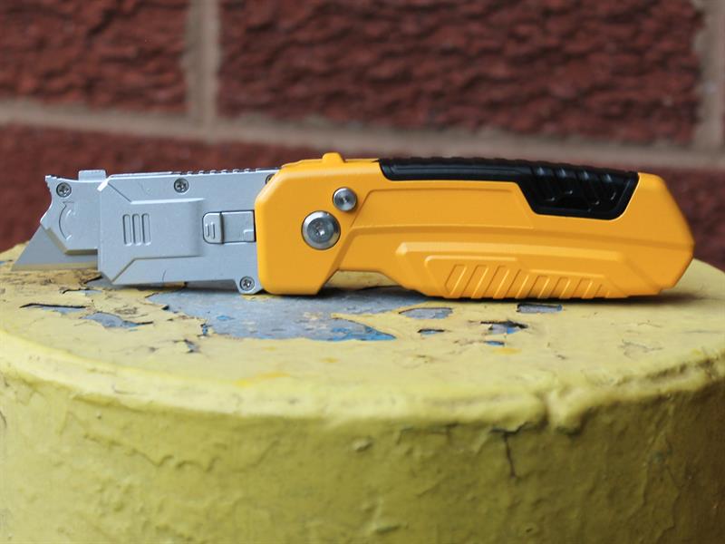 QuickSwitch Folding Knife