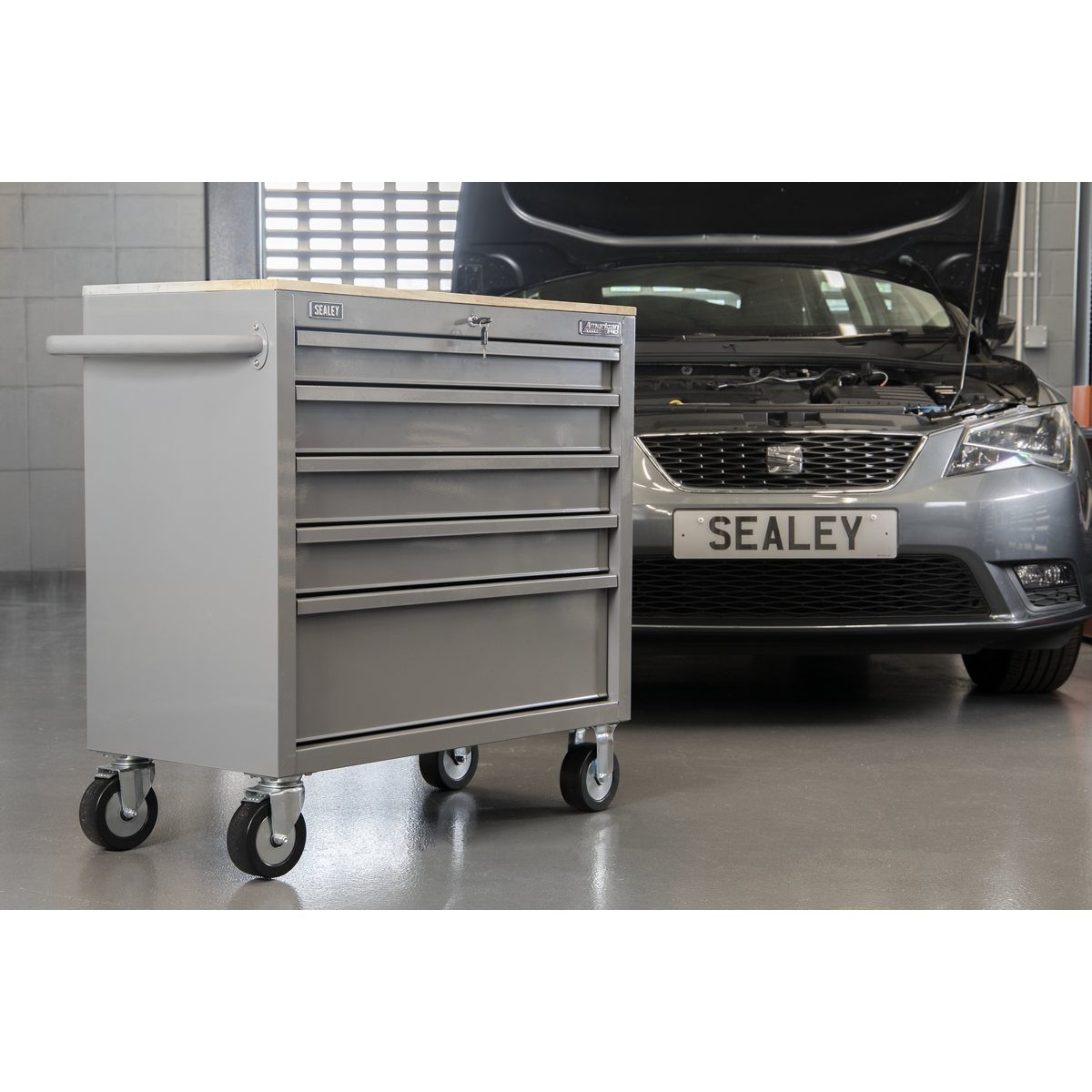 Sealey American PRO® Mobile Workstation with Wooden Worktop 5 Drawer - Grey Model No-APMWS1G