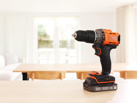 BCD383D1XK POWERCONNECT™ Hammer Drill 18V 1 x 2.0Ah Li-ion