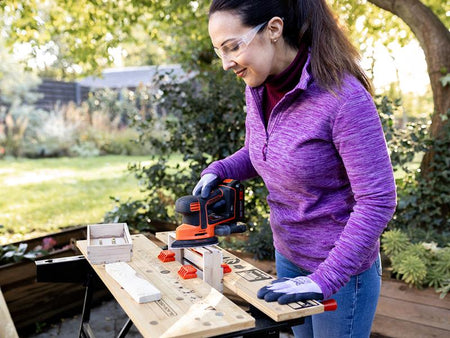 BDCDS18 Mouse® Detail Sander 18V 1 x 1.5Ah Li-ion