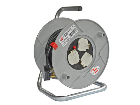AK 260 Cable Reel 240V 13A 3-Socket 25m