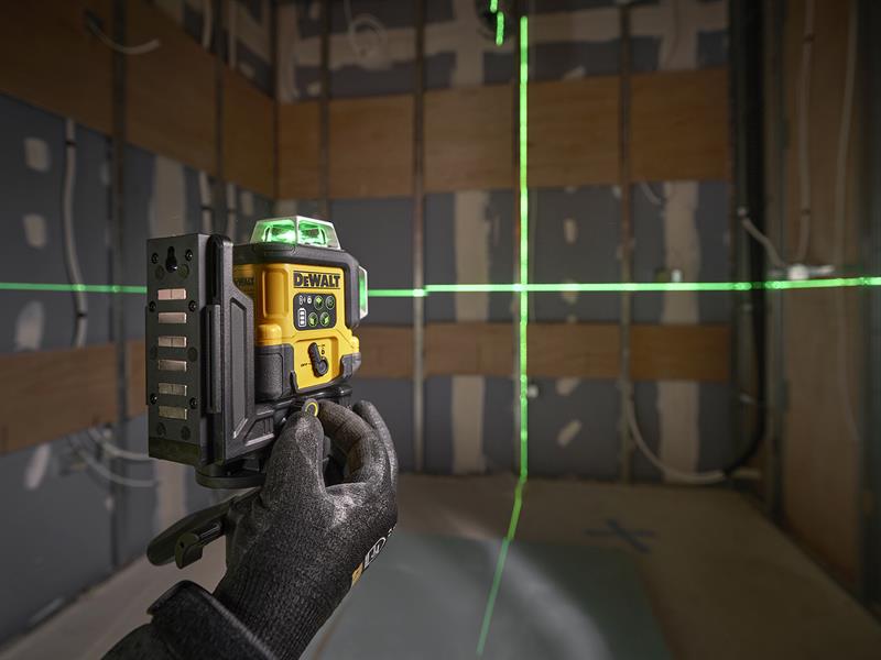 DCLE14361GB USB-C Rechargeable 3x360° Green Beam Laser Level