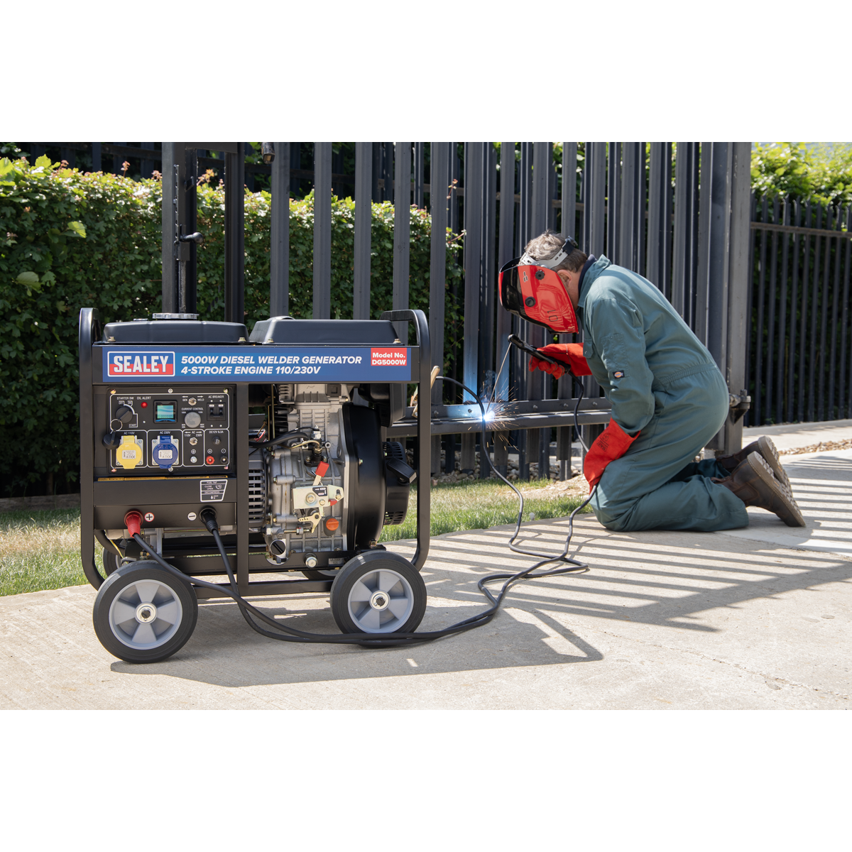 Sealey 5000W Diesel Welder Generator 4-Stroke Engine 110/230V Model No-DG5000W