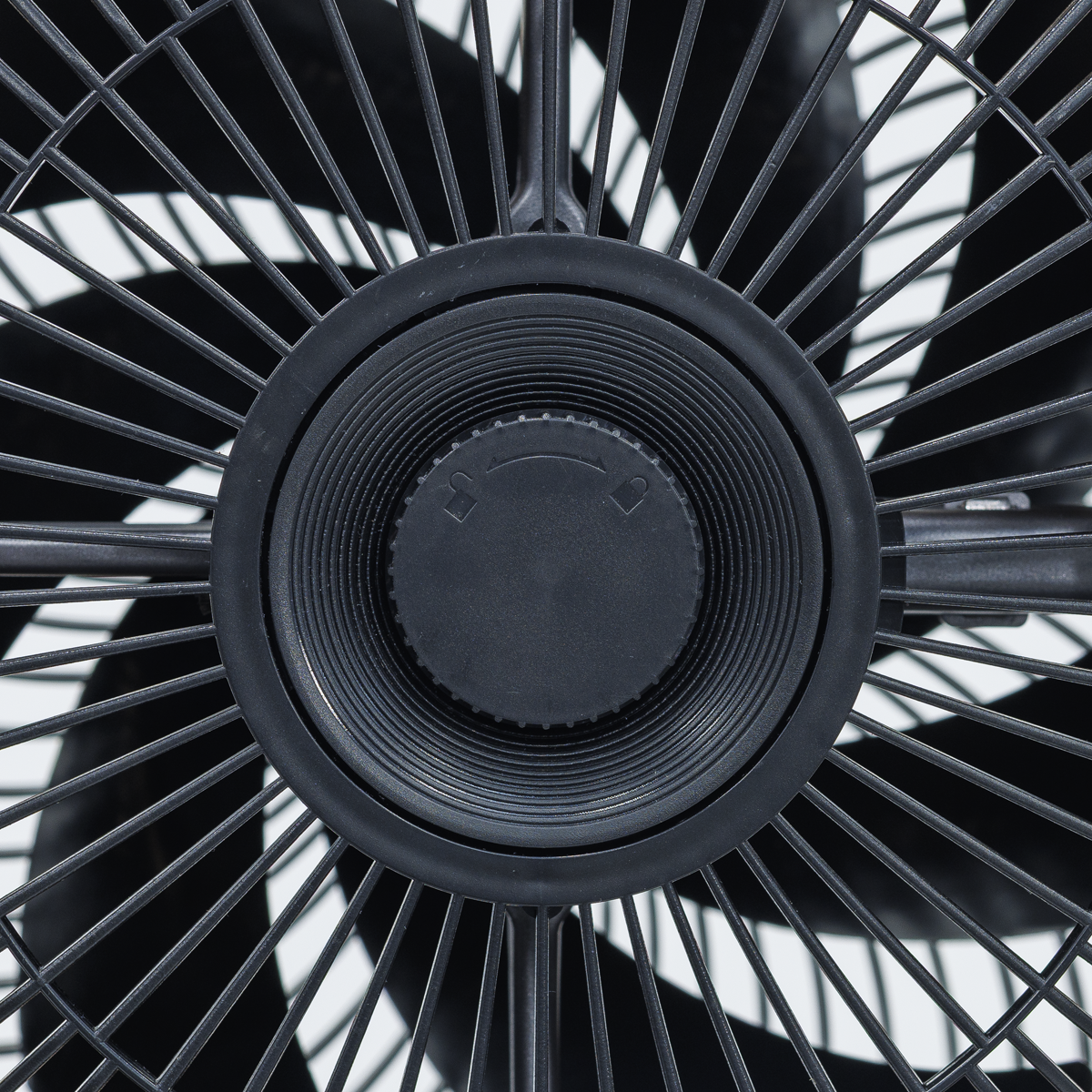 Sealey Baridi 12" Pedestal Fan with Remote Control, Back Light & 12hr Timer - Grey Model No-DH264