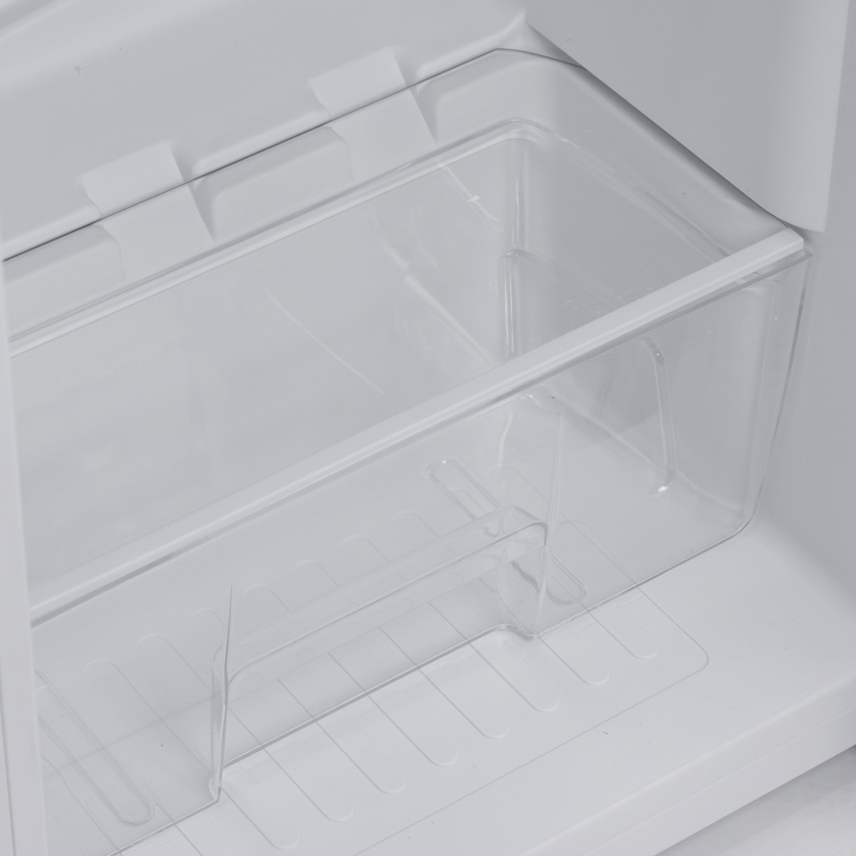 Sealey Baridi Freestanding Larder Fridge 241L – White Model No-DH322