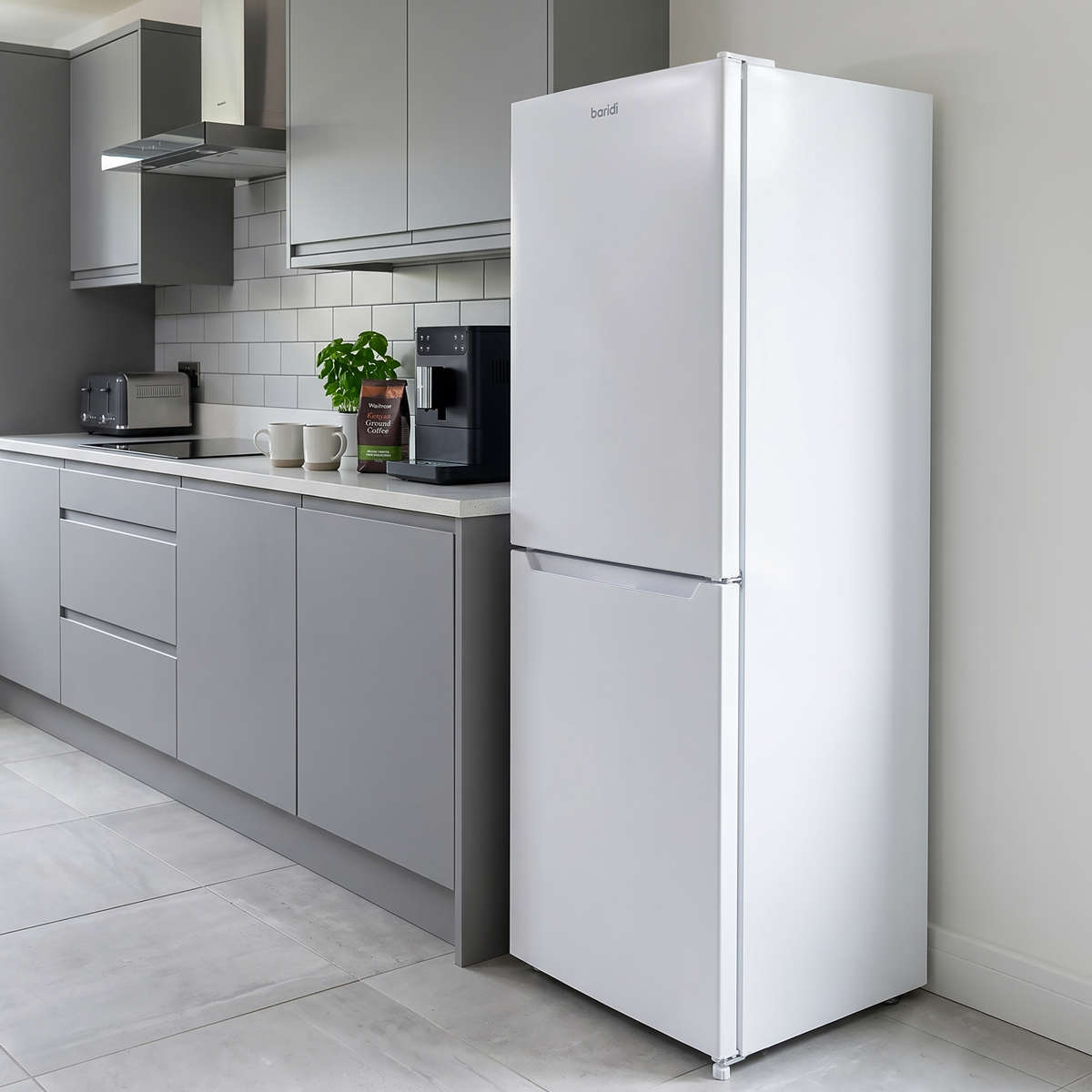 Sealey Baridi 60/40 Smart Frost Fridge Freezer 254L Capacity – White Model No-DH328