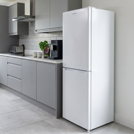 Sealey Baridi 60/40 Smart Frost Fridge Freezer 254L Capacity – White Model No-DH328