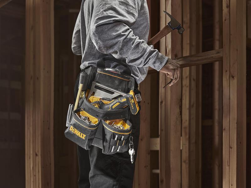 DWST40201 Pro Nail Pouch with Belt